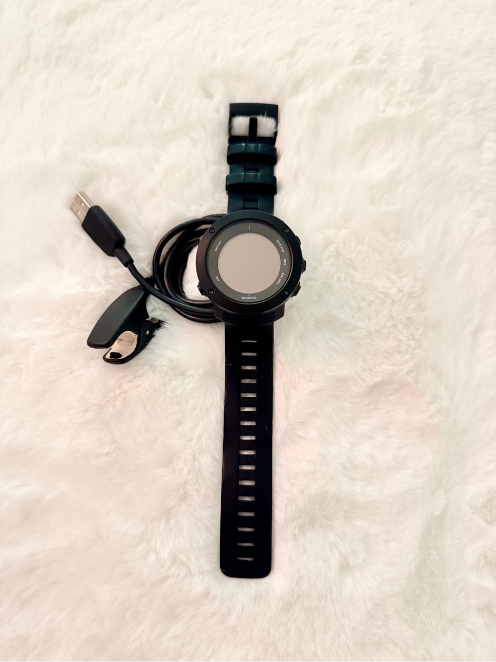 Suunto Ambit 3 Vertical GPS Sports Watch with USB Charger